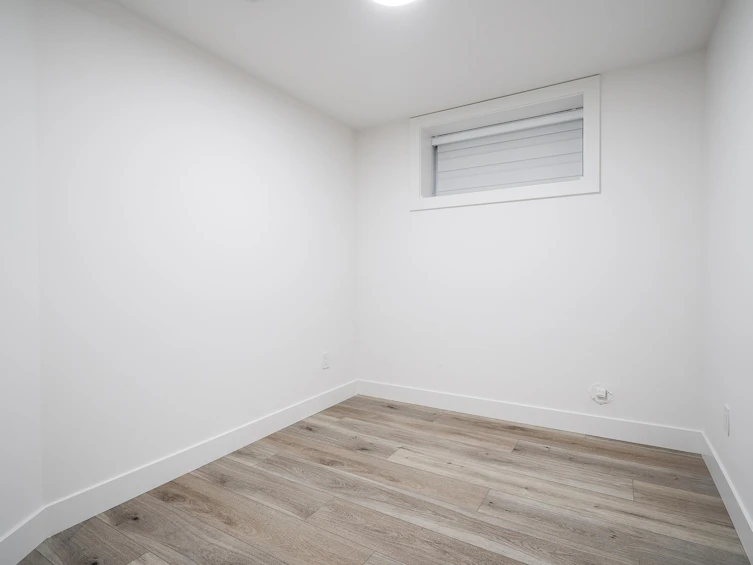3039 School Avenue, Vancouver, BC, V5R 5M6 - 22