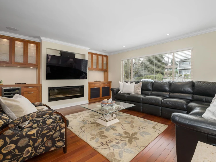 116 East Seventh Avenue, New Westminster, BC, V3L 4H6 - 4