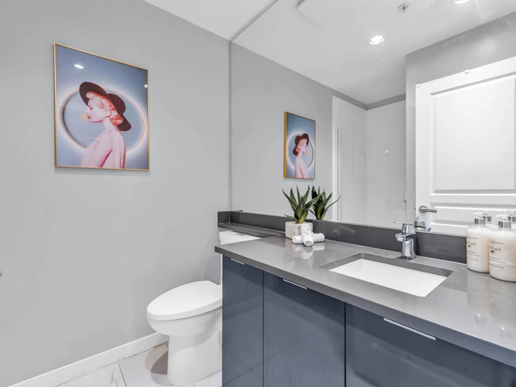 525-9366 Tomicki Avenue, Richmond, BC, V6X 0N9 - 8