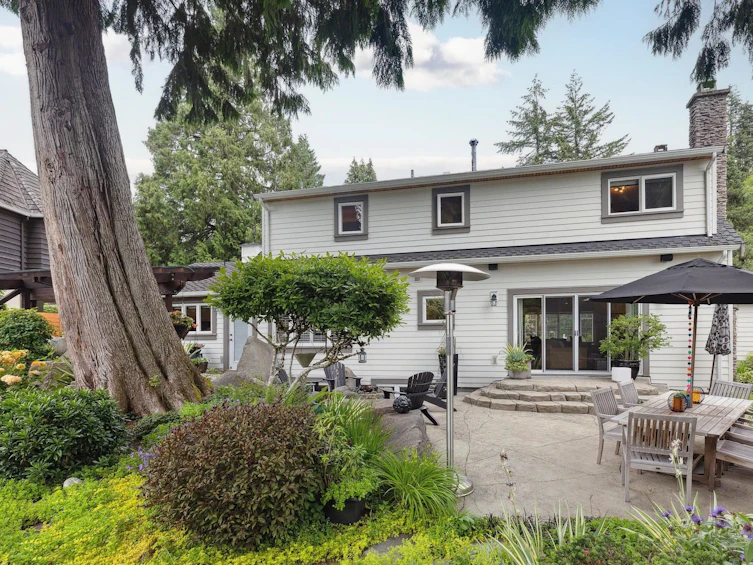 4081 Ruby Avenue, North Vancouver, BC, V7R 4B5 - 31
