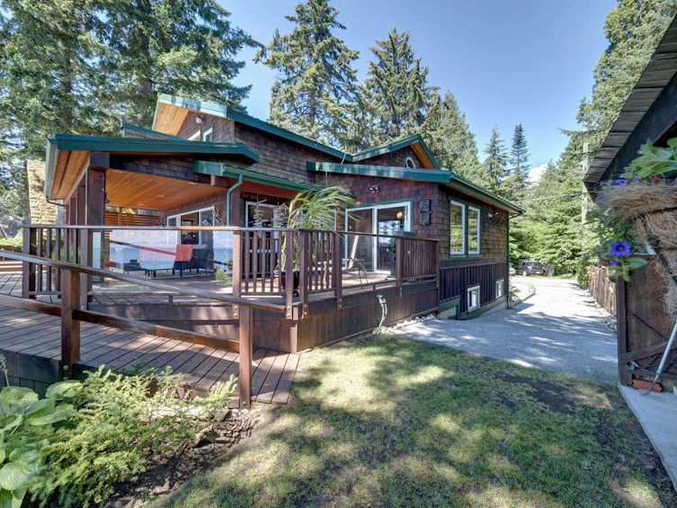 4519 Stalashen Drive, Sechelt, BC, V7Z 0B3 - 31