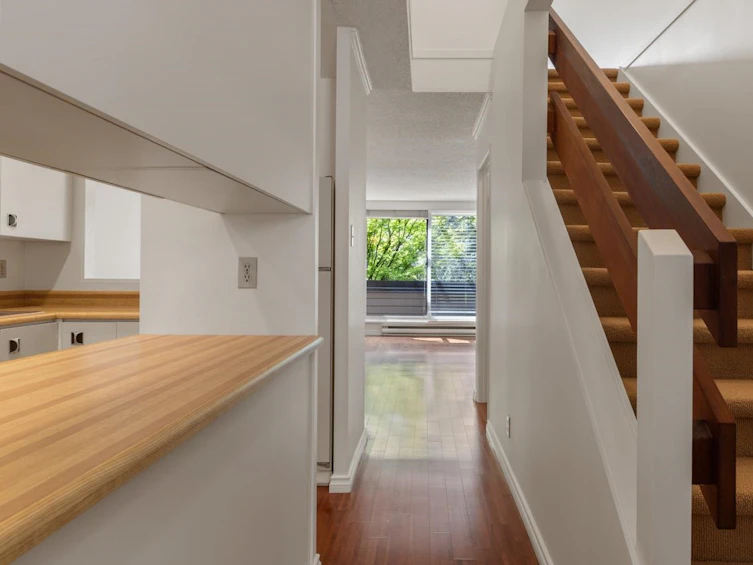 3931 Springtree Drive, Vancouver, BC, V6L 3E2 - 11