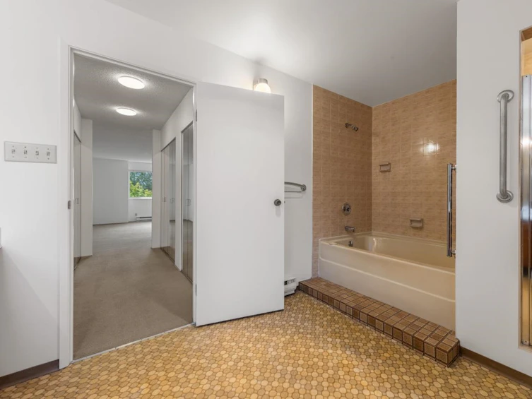 3931 Springtree Drive, Vancouver, BC, V6L 3E2 - 25