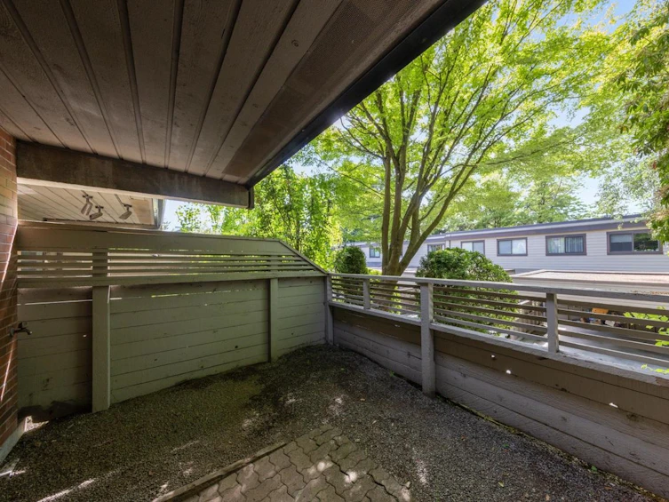 3931 Springtree Drive, Vancouver, BC, V6L 3E2 - 33