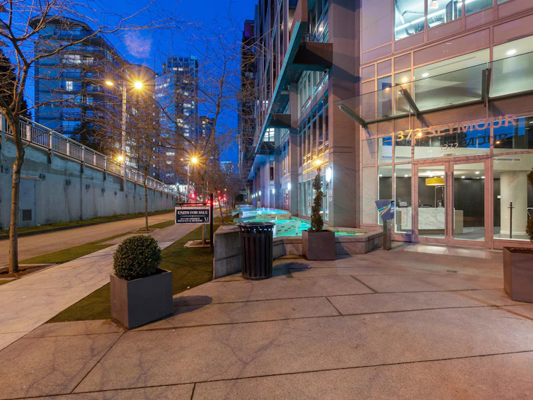 3201-1372 Seymour Street, Vancouver, BC, V6B 0L1 - 12