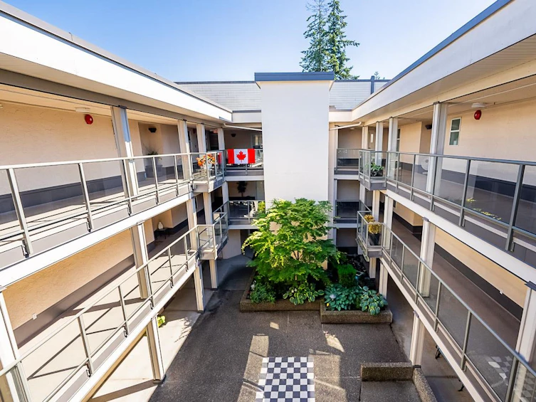 312-15255 18, Surrey, BC, V4A 1W9 - 24