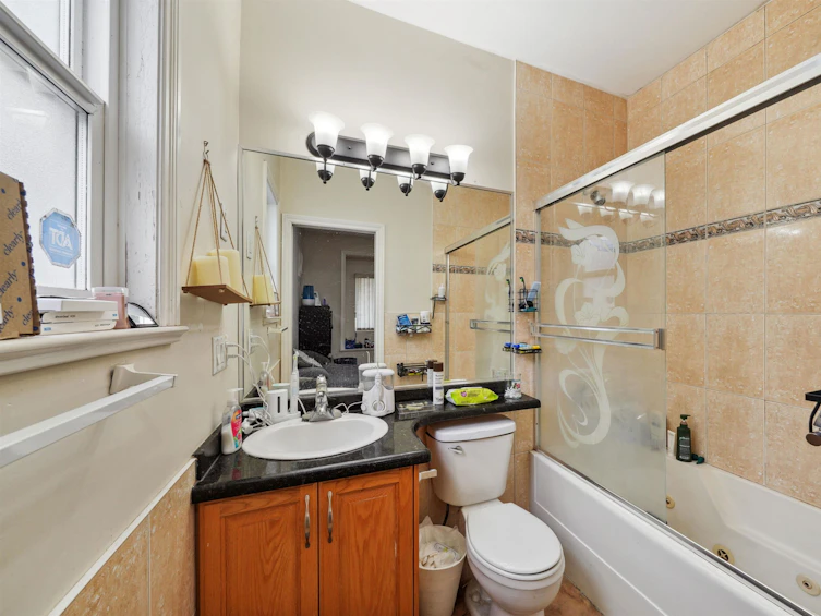 3234 Clive Avenue, Vancouver, BC, V5R 4V2 - 13