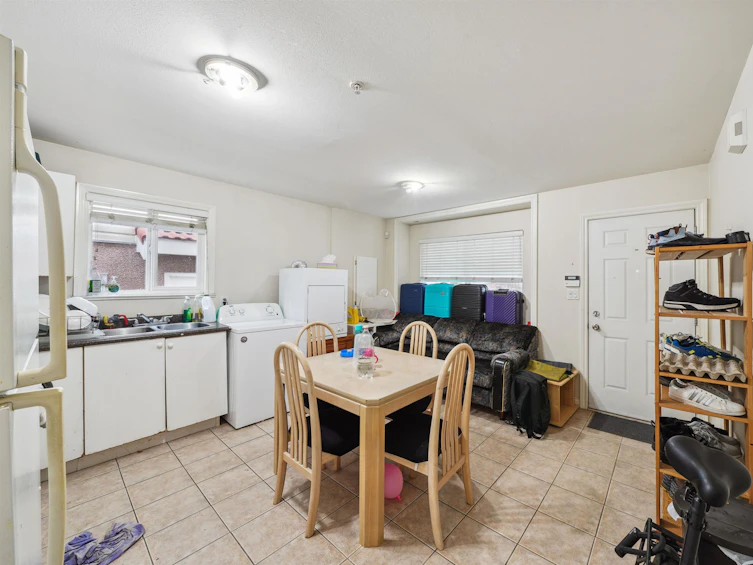 3234 Clive Avenue, Vancouver, BC, V5R 4V2 - 18