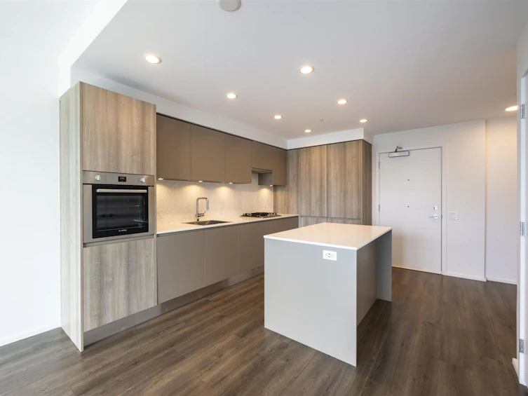 410-3809 Evergreen Place, Burnaby, BC, V3J 0M1 - 3