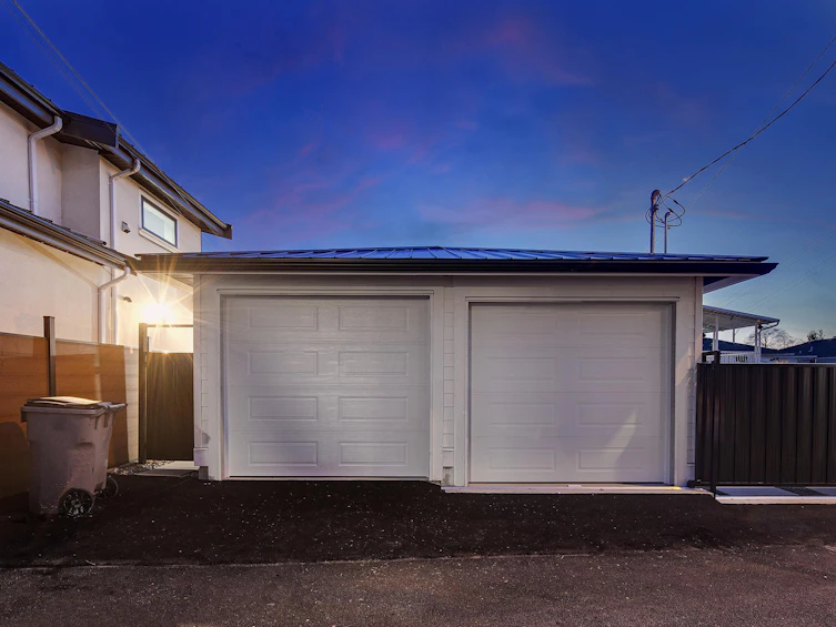 3041 School Avenue, Vancouver, BC, V5R 5M6 - 6