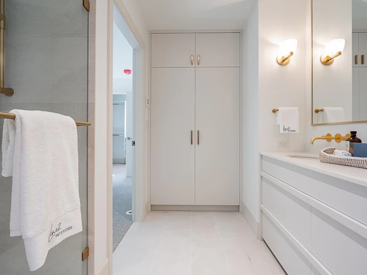 2401 West 37th Avenue, Vancouver, BC, V6M 1P4 - 21