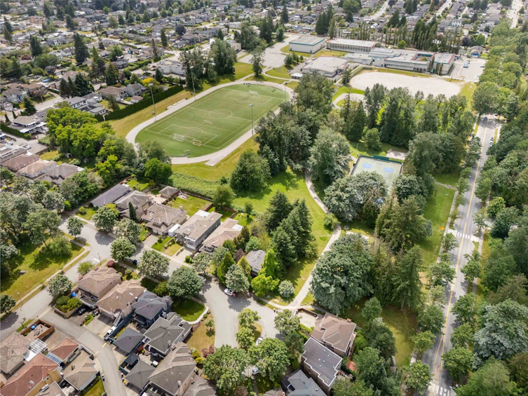 7609 Coldicutt Street, Burnaby, BC, V3N 3Z5 - 13