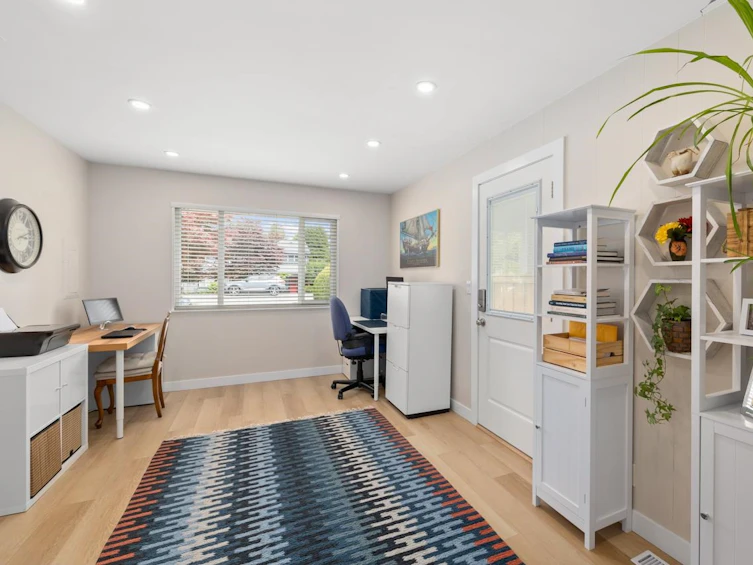 2125 Floralynn Crescent, North Vancouver, BC, V7J 2W3 - 20