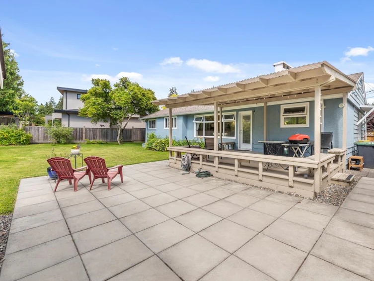 2125 Floralynn Crescent, North Vancouver, BC, V7J 2W3 - 25