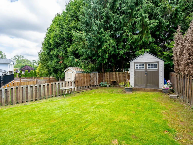8062 138 Street, Surrey, BC, V3W 8P9 - 33