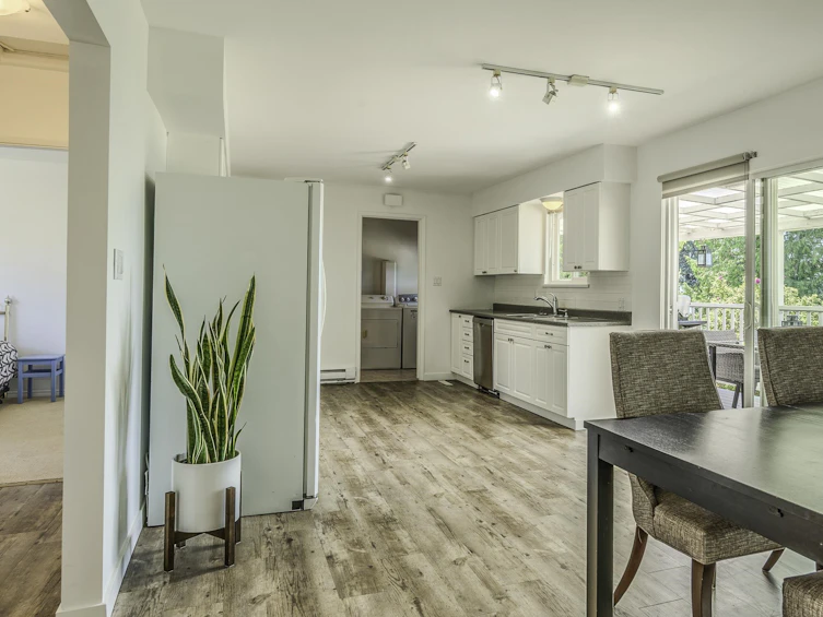 4793 Laurel Avenue, Sechelt, BC, V7Z 0B5 - 6