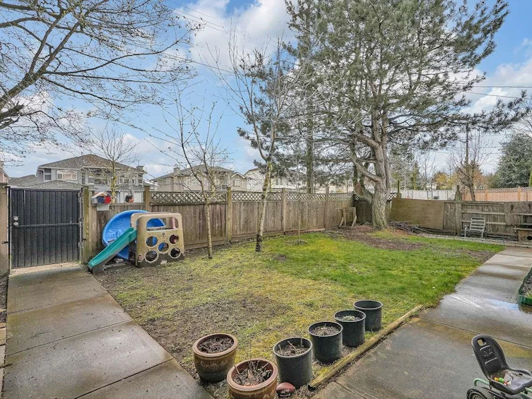 14365 72nd Avenue, Surrey, BC, V3W 2P9 - 36