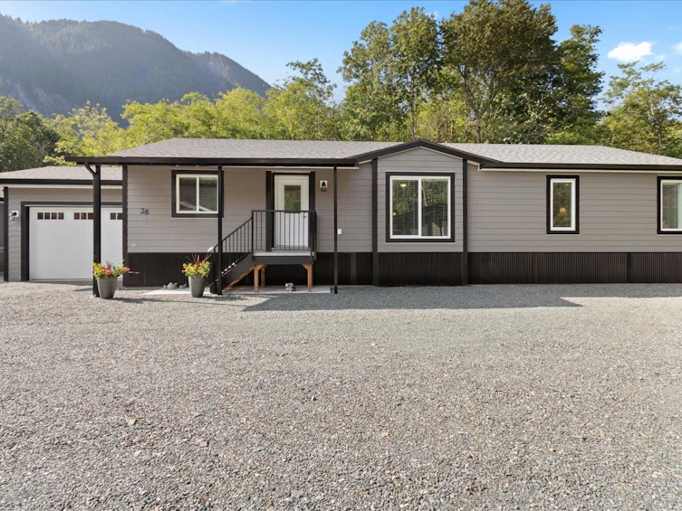 38-59060 Lougheed Highway, Agassiz, BC, V0X 1L3
