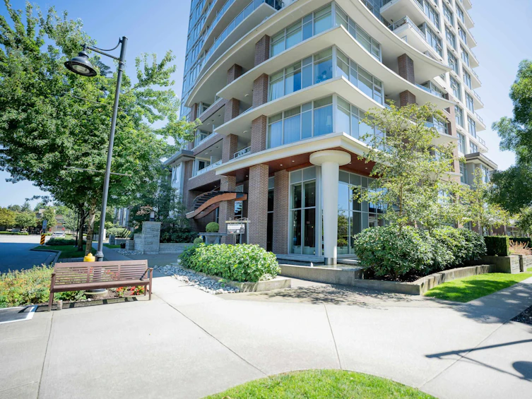 2705-3102 Windsor Gate, Coquitlam, BC, V3B 0J3