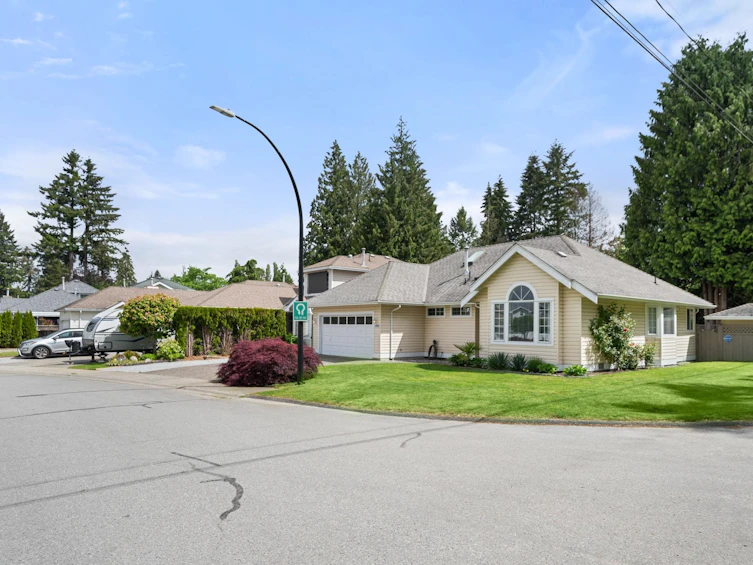 11450 207a Street, Maple Ridge, BC, V2X 0C7 - 3