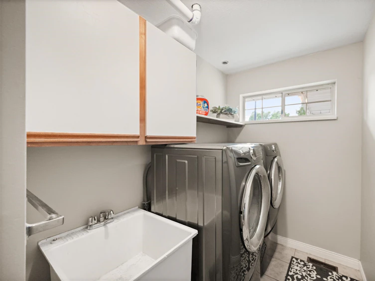 11450 207a Street, Maple Ridge, BC, V2X 0C7 - 28