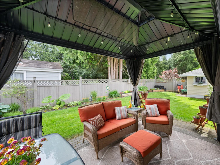 11450 207a Street, Maple Ridge, BC, V2X 0C7 - 35