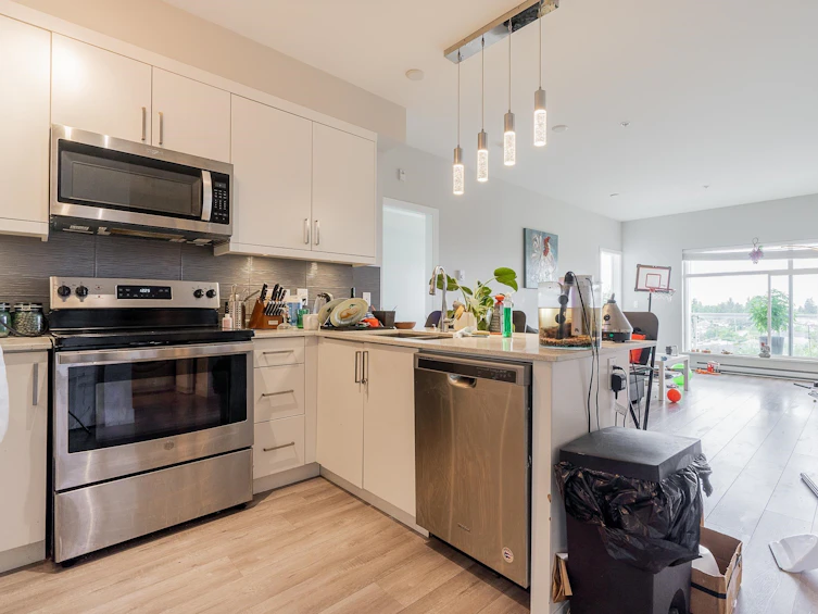 501-9015 120st, Delta, BC, V4C 6R7 - 2