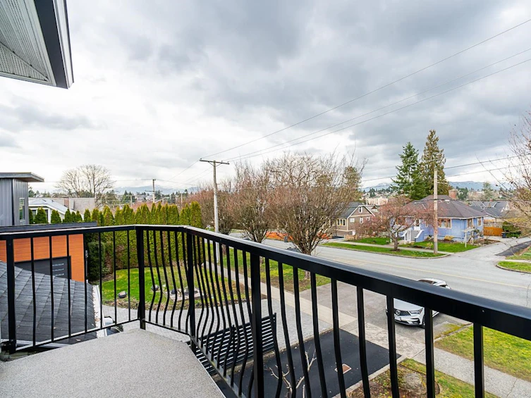 626 Second Street, New Westminster, BC, V3L 2M5 - 17
