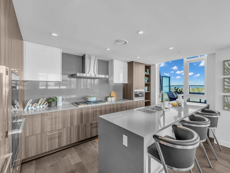 1600-8155 Capstan Way, Richmond, BC, V6X 0V3 - 3