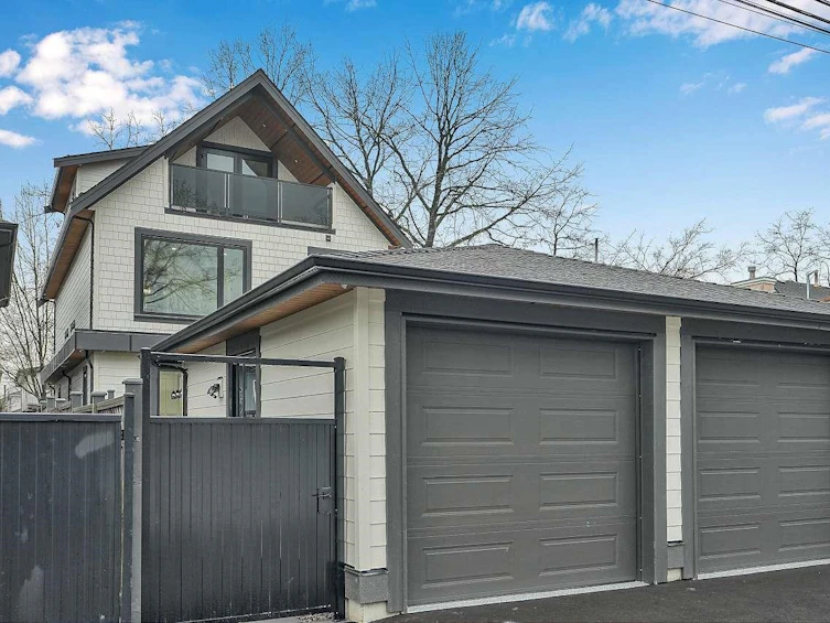 2233 East 44th Avenue, Vancouver, BC, V5P 1N3 - 35