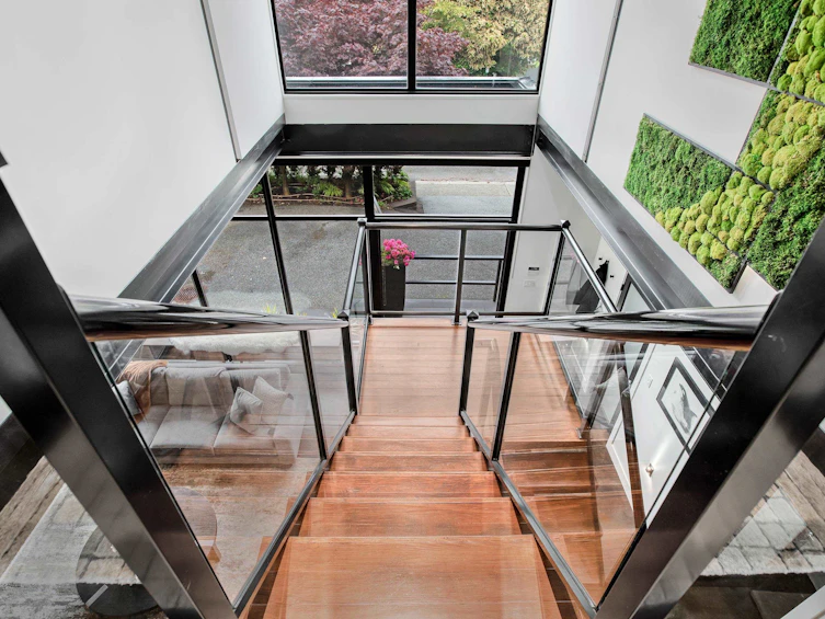 1777 Deep Cove Road, North Vancouver, BC, V7G 1S4 - 11