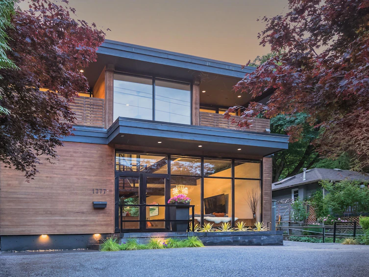 1777 Deep Cove Road, North Vancouver, BC, V7G 1S4 - 12
