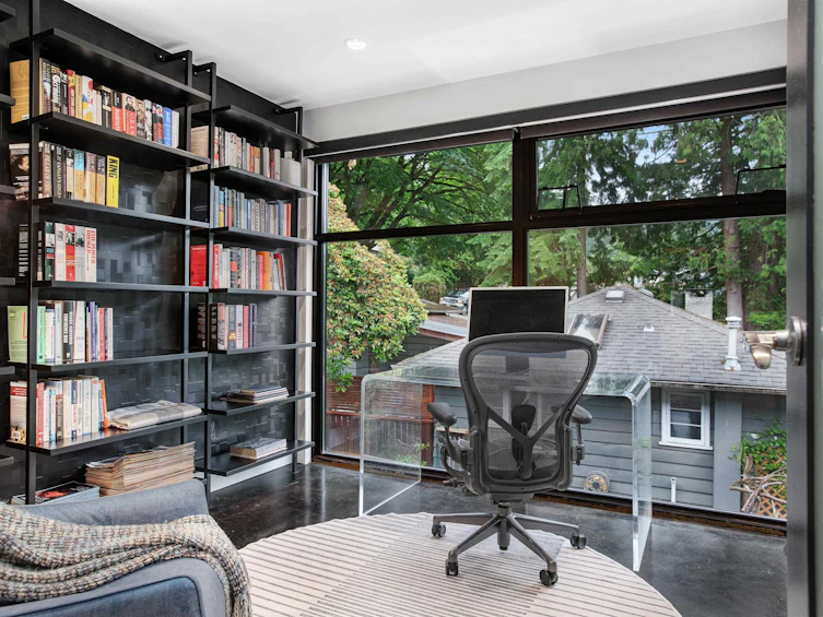 1777 Deep Cove Road, North Vancouver, BC, V7G 1S4 - 19