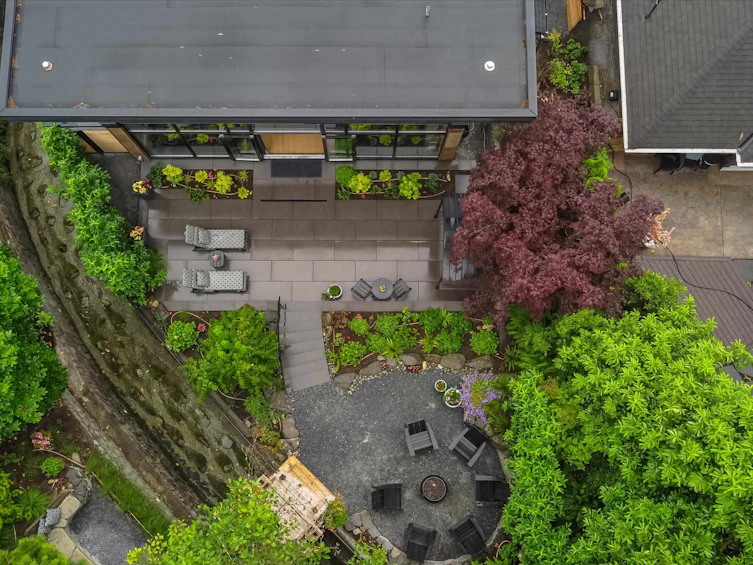 1777 Deep Cove Road, North Vancouver, BC, V7G 1S4 - 29