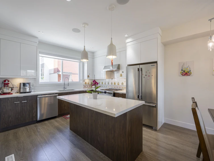 23-1670 160 Street, Surrey, BC, V4A 0C6 - 2