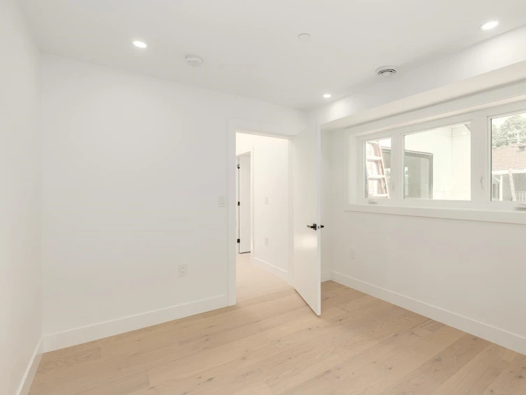 1559 East 21st Avenue, Vancouver, BC, V5N 2N3 - 14