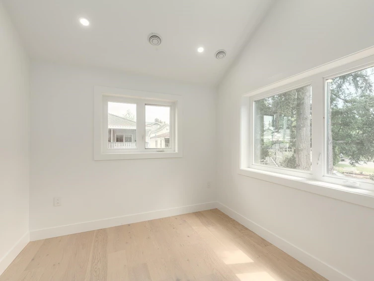 1559 East 21st Avenue, Vancouver, BC, V5N 2N3 - 12