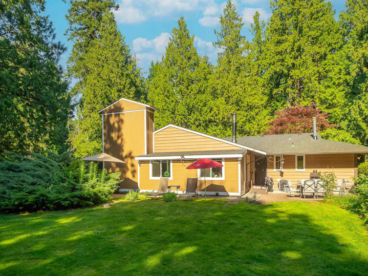 13425 Woodcrest Drive, Surrey, BC, V4P 1W3