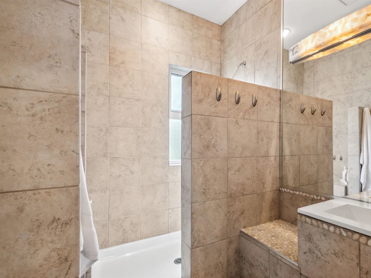 45655 Storey Avenue, Chilliwack, BC, V2R 4E6 - 16