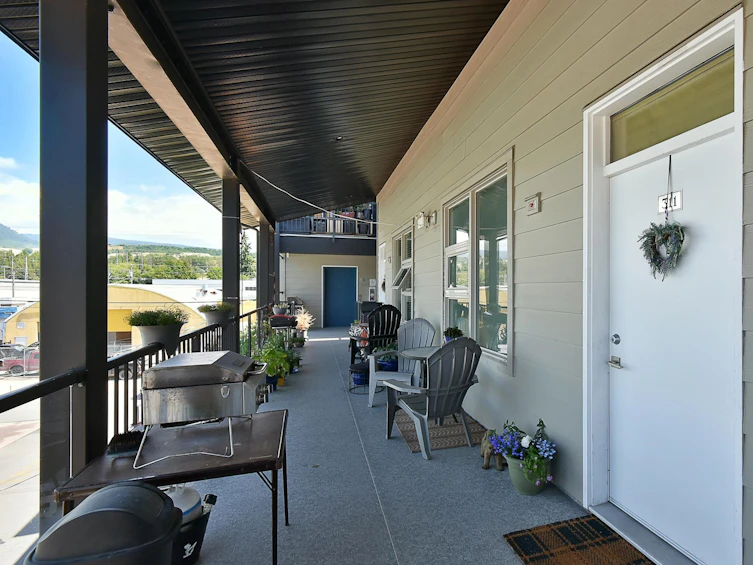 311-5604 Inlet Avenue, Sechelt, BC, V7Z 0H7 - 14