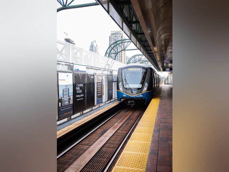 R-1&R-2-3264 Vanness Street, Vancouver, BC, V5R 4V3 - 11