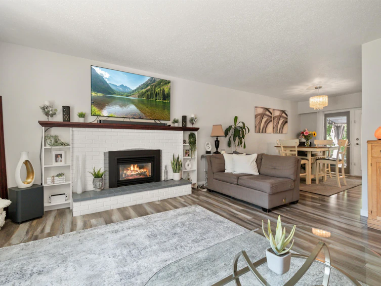 63777 Beech Avenue, Hope, BC, V0X 1L2 - 8