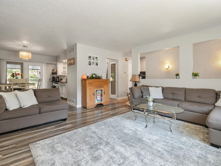 63777 Beech Avenue, Hope, BC, V0X 1L2 - 33