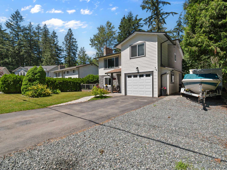 63777 Beech Avenue, Hope, BC, V0X 1L2 - 38
