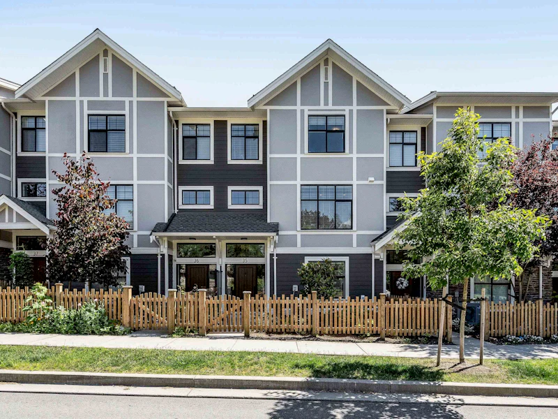 35 - 20327 72b Avenue, Langley BC