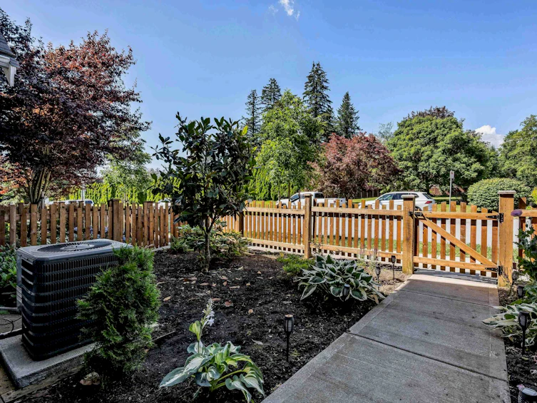 35-20327 72b, Langley, BC, V2Y 4J6 - 33
