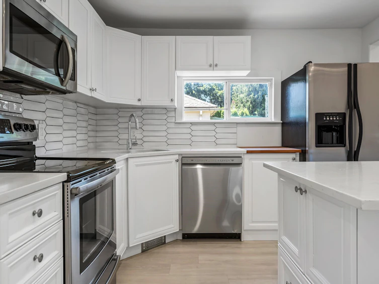8835 Edward Street, Chilliwack, BC, V2P 4C8 - 11