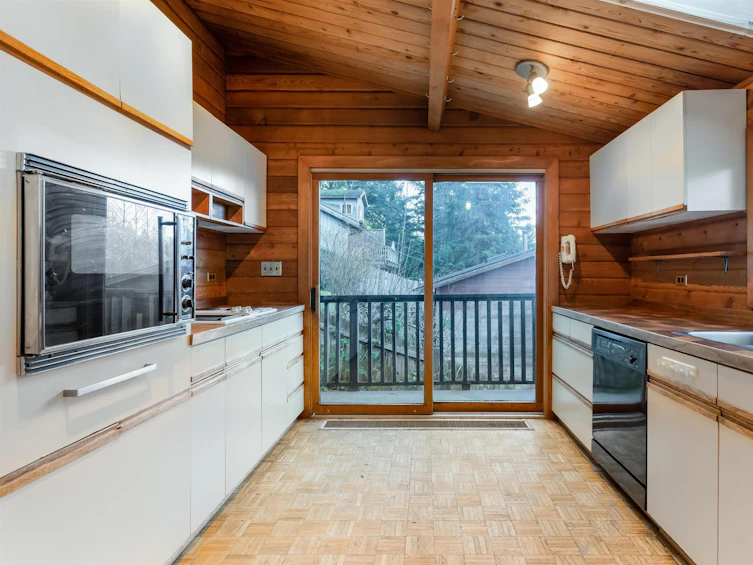 1257 Adams Road, Bowen Island, BC, V0N 1G2 - 10