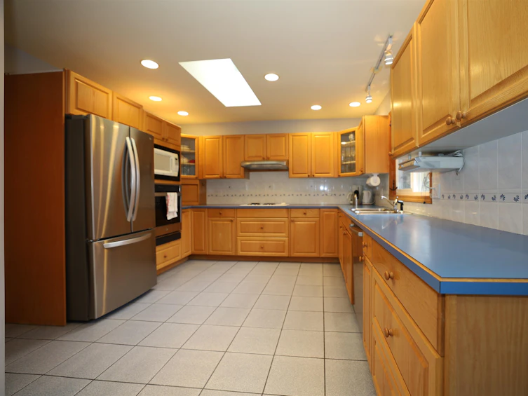 3205 Huckleberry Road, Roberts Creek, BC, V0N 2W2 - 8