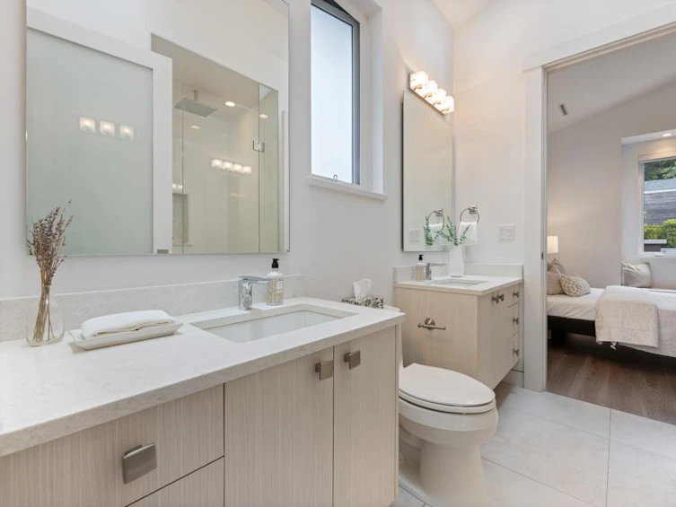 4441 Carson Street, Burnaby, BC, V5J 2Y3 - 23